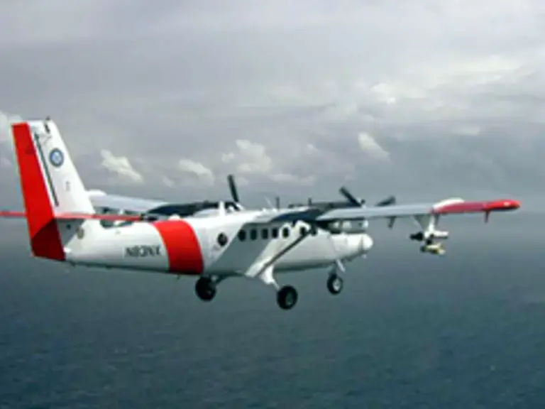 TwinOtter5a_300X180.jpg